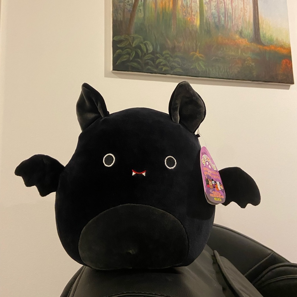 8” Emily the Bat Squishmallow Brand New With Tags Halloween 2021